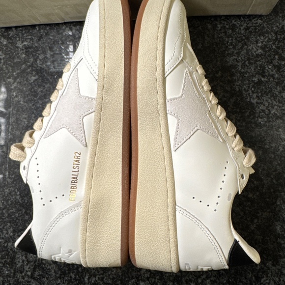 Golden Goose - Ballstar 2, Grey Star, White with Black heel, Size 37, New in Box - Picture 11 of 13